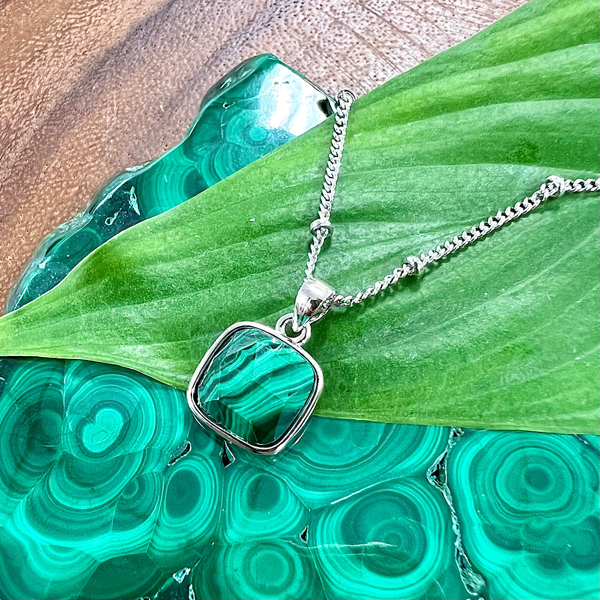 Malachite Power & Transformation Square Pendant 18” White Gold